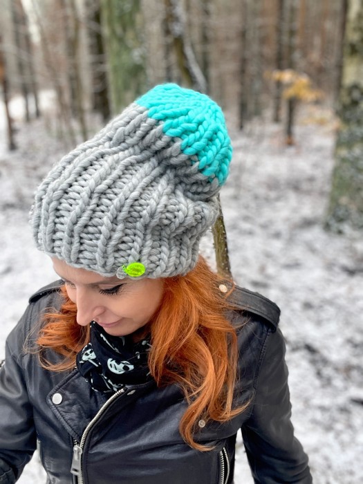 Szarość z miętą 100% wool